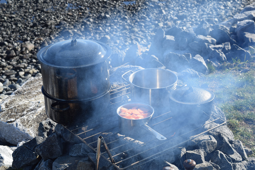 How to cook Thanksgiving Dinner on a Campfire (YES, SERIOUSLY)